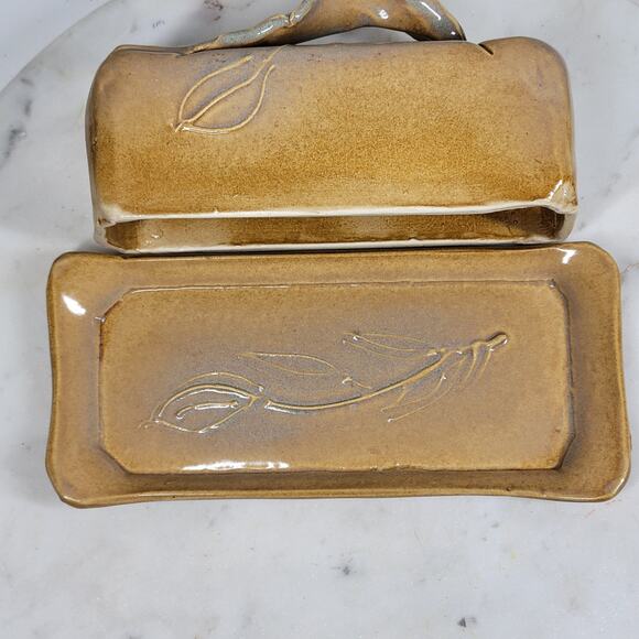 Handmade Pottery Butter Dish with Lid Leaf Handle Studio Stoneware Brown Glaze - Picture 10 of 16